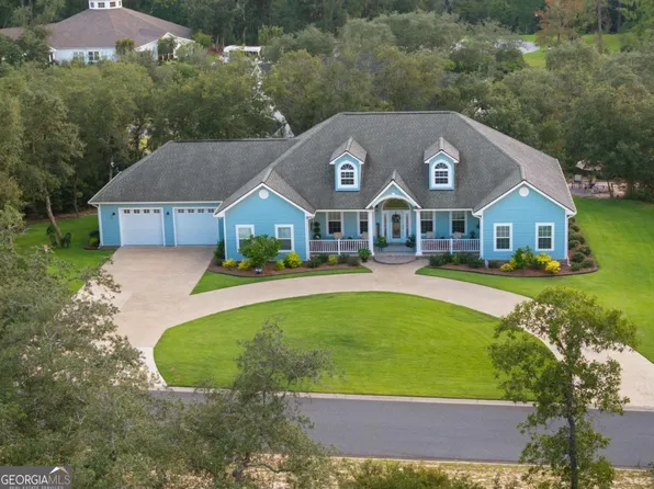 101 Plantation Pines Dr, Blackshear, GA 31516