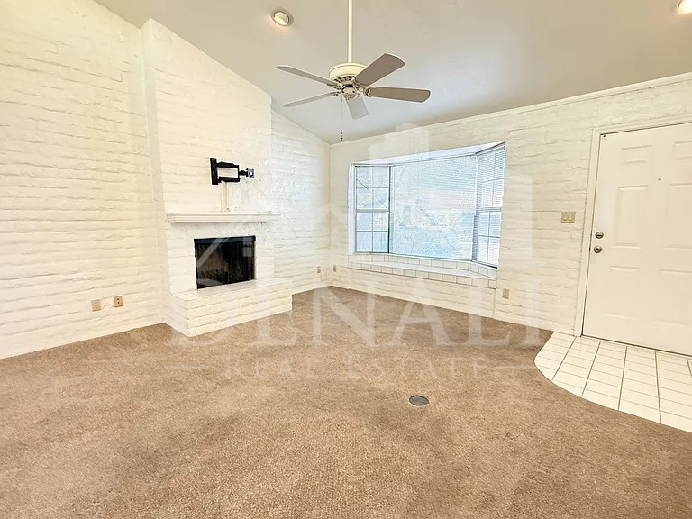 15076 N Escondido Dr #B — Photo 5