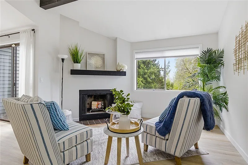 1 bed, 944 sqft, $2,995 — Photo 4
