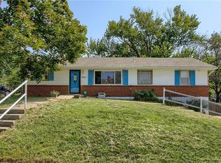 7401 N Broadway St, Kansas City, MO 64118