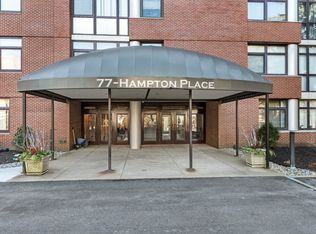 77 Florence St APT 101N, Newton, MA 02467