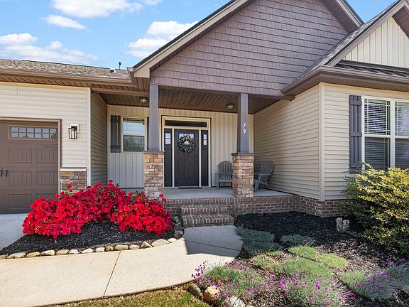 2nd image of 79 Rising Meadow Ln