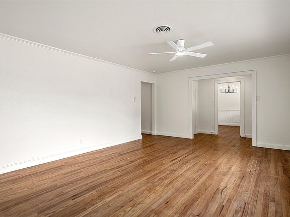5th image of 2826 N 43rd St