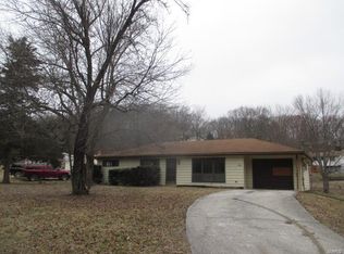 2141 Bryan Dr, High Ridge, MO 63049