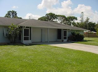 2427 NW Holiday Ct, Stuart, FL 34994