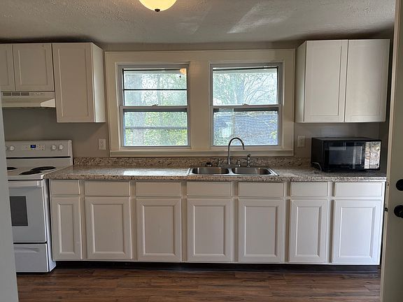 New easy-to-clean windows were installed in 2019. New upper cabinets and freshly painted lowers