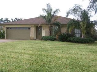 2420 Postoak Ln, Groves, TX 77619