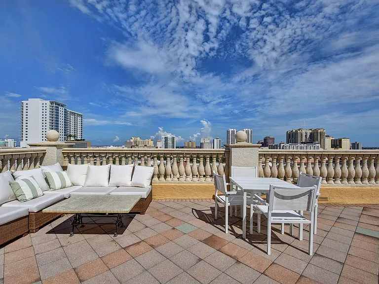 403 S Sapodilla Ave #502 — Photo 39