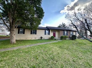 770 Pollard Rd, Clarksville, TN 37042