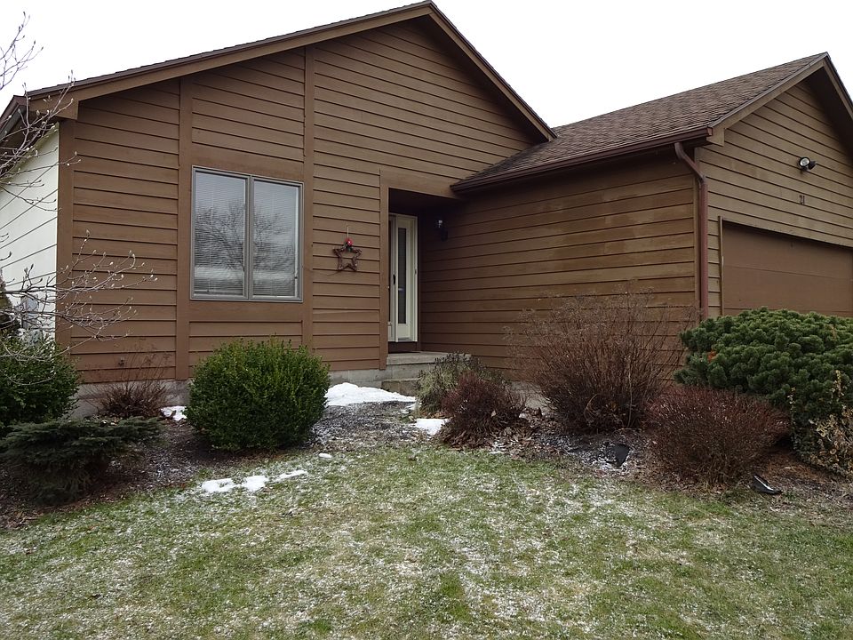 1st image of 21 Charter Cir