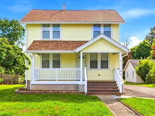 14 Van Duyn Dr, Ewing, NJ 08618