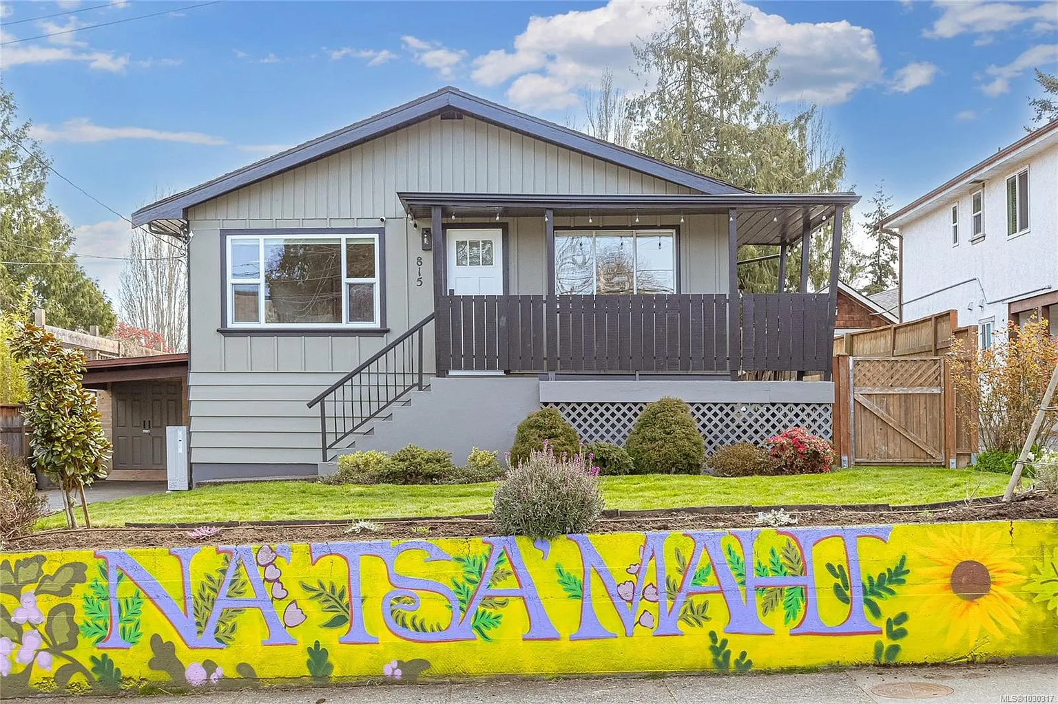 815 Hereward Rd photo 1