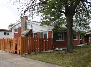 9054 N Clifton Ave, Niles, IL