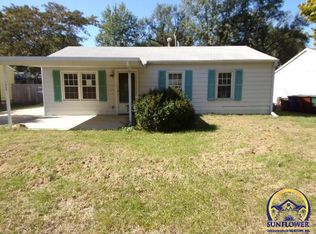 1809 Maple Ln, Lawrence, KS 66044