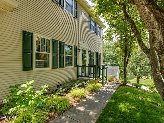4th image of 9013 Tall Timber Dr