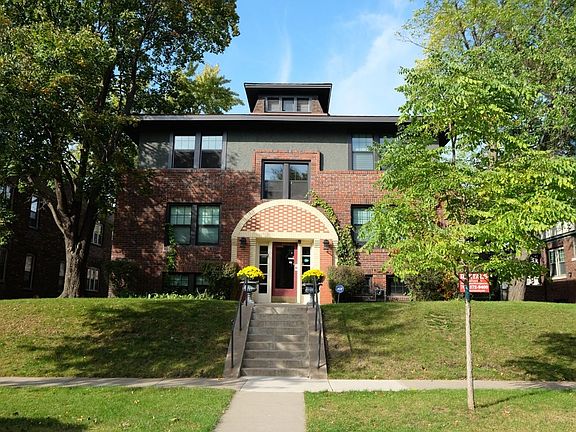 4th image of 1091 Goodrich Ave #4