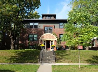 1091 Goodrich Ave #11, Saint Paul, MN 55105
