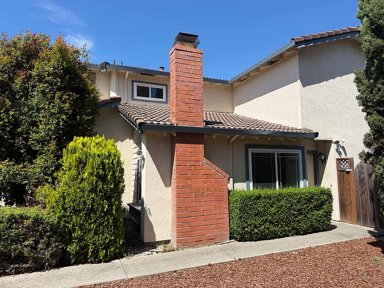 1352 Cutforth Ct — Photo 14