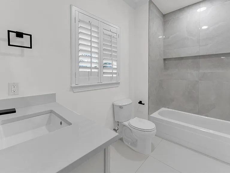 30 E Wedgemere Cir — Photo 23