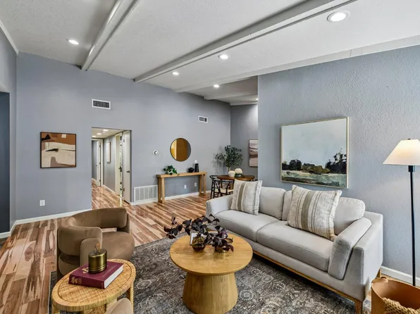 7711 Juan Way APT 1B, Fair Oaks, CA 95628