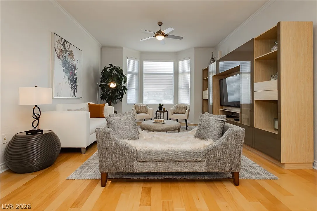 2 bed, 2.0 bath, 1280 sqft, $4,500 — Photo 3