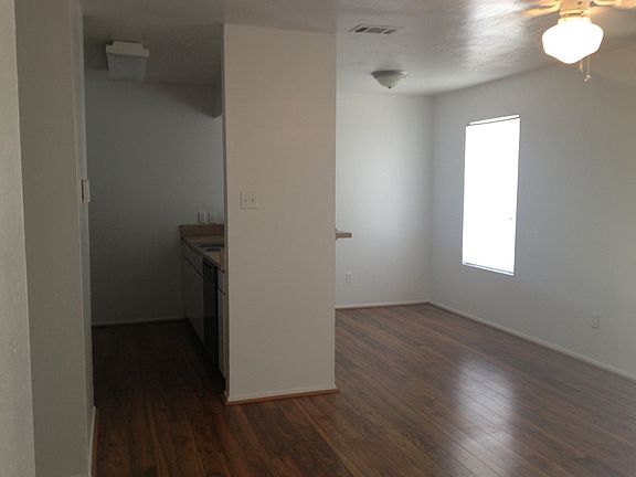 5th image of 2619 Pecan Knoll Dr #C