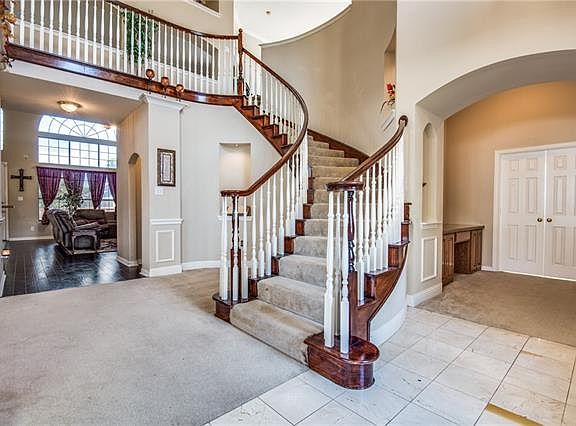 2nd image of 4703 Virginia Woods Dr