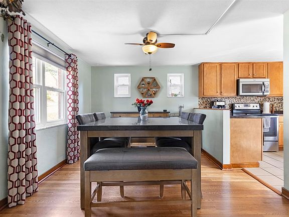 5th image of 115 Kaufmann Ave