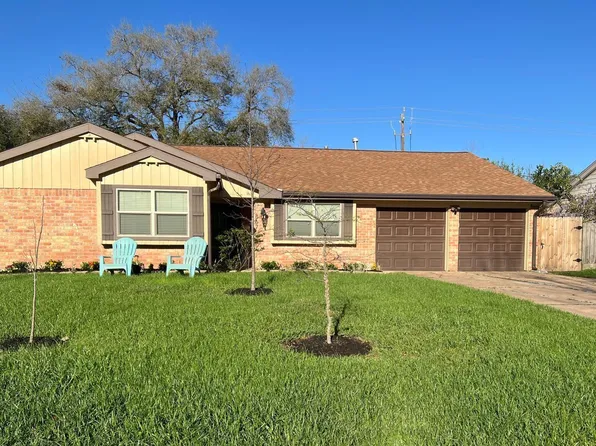 867 Carlingford Ln, Houston, TX 77079