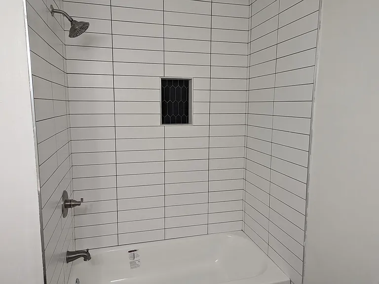 474 Rockwell St SW — Photo 14