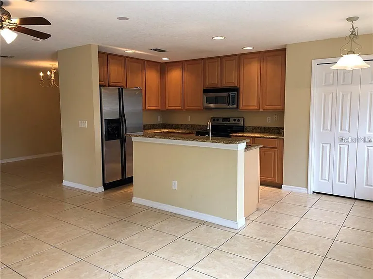 4330 Aristocrat Point — Photo 9