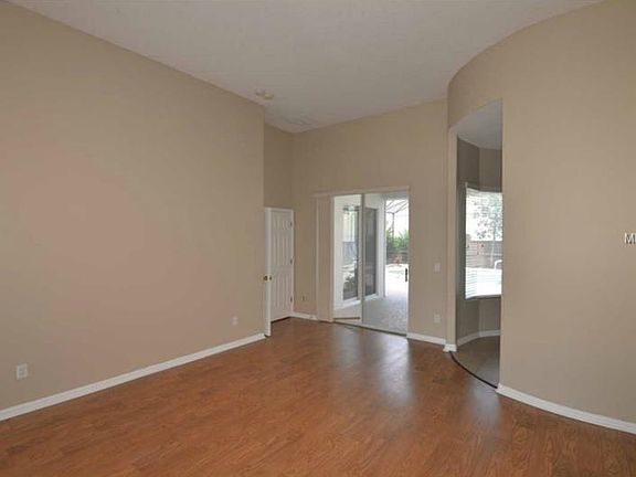 4th image of 315 Largovista Dr