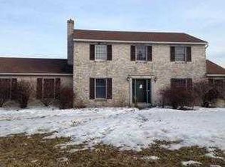8814 Claussville Rd, Fogelsville, PA 18051