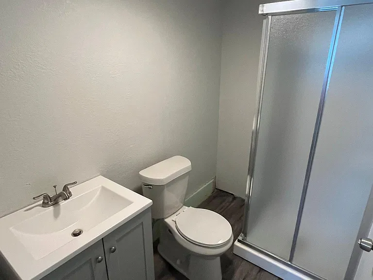 212 W Maple St — Photo 12