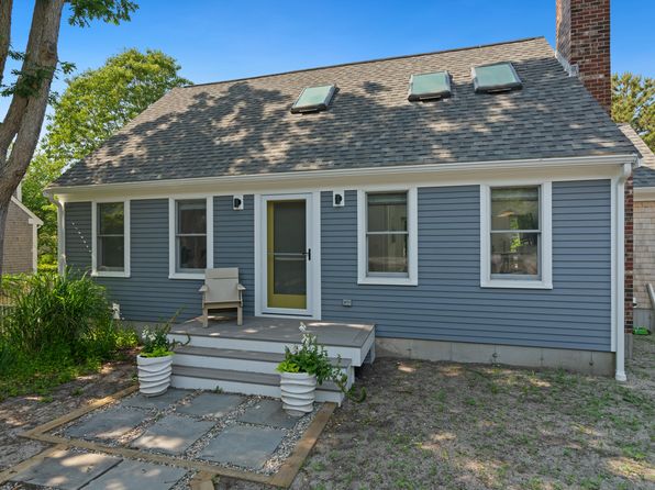 42 Bayberry Avenue, Provincetown, MA 02657