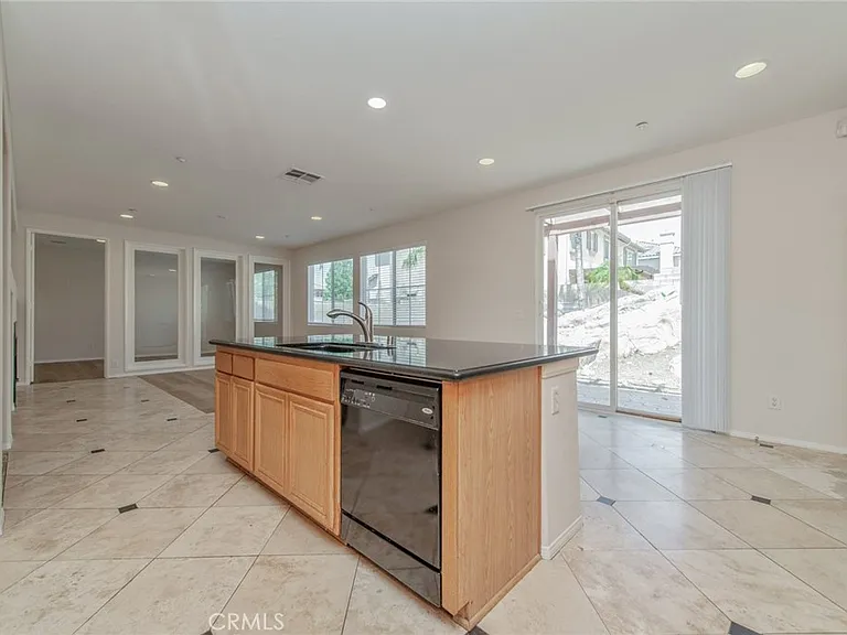 16432 Landmark Dr — Photo 14