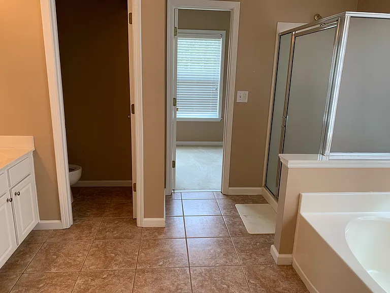 4031 Kingsley Park Ln — Photo 13