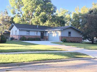 4011 Fran Ave, Lincoln, NE 68516