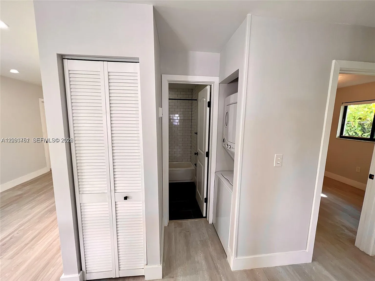 3 bed, 2.0 bath, $2,800 — Photo 3