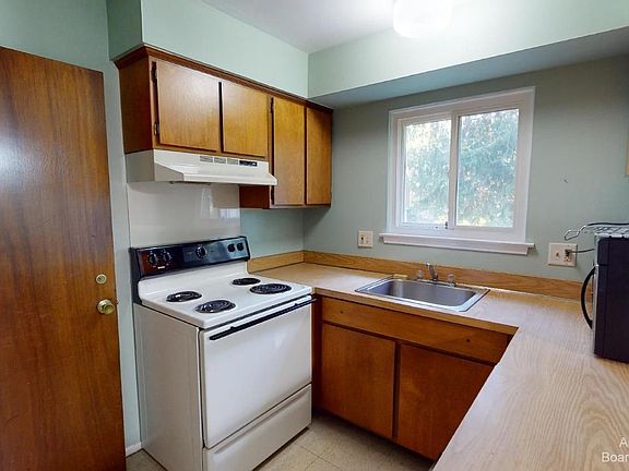 5th image of 3100 Wolverine Dr