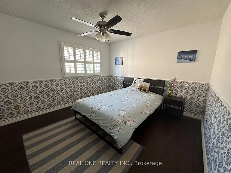 3944 Glamis Ct — Photo 10