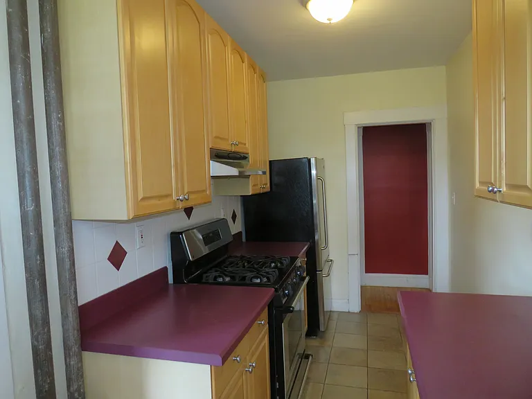 52 Garden St #31 — Photo 8