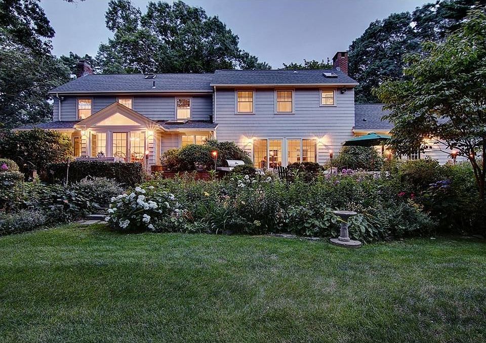 237 Highland Ave, Warwick, RI 02886 Zillow
