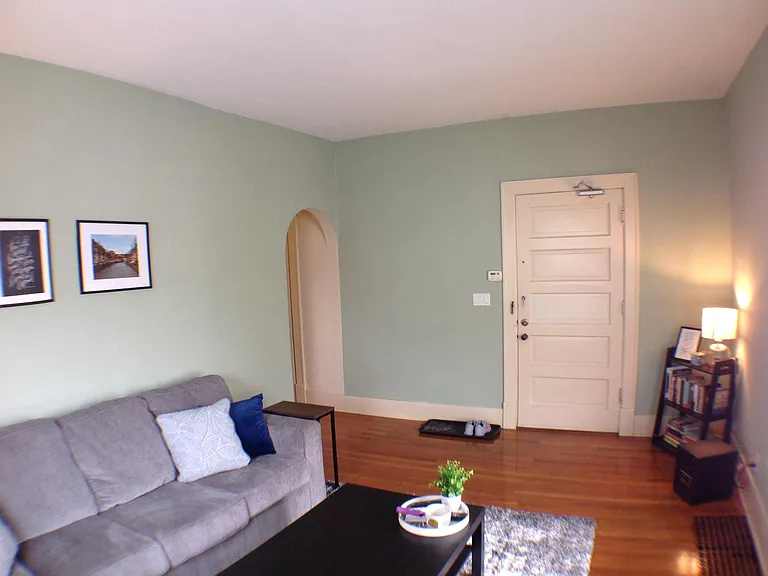 16 Union Ave NE #2 — Photo 3