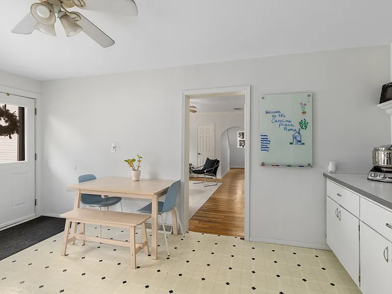 46 Caroline Pl NE — Photo 10
