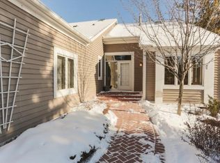 3705 Oakton Rdg, Hopkins, MN 55305