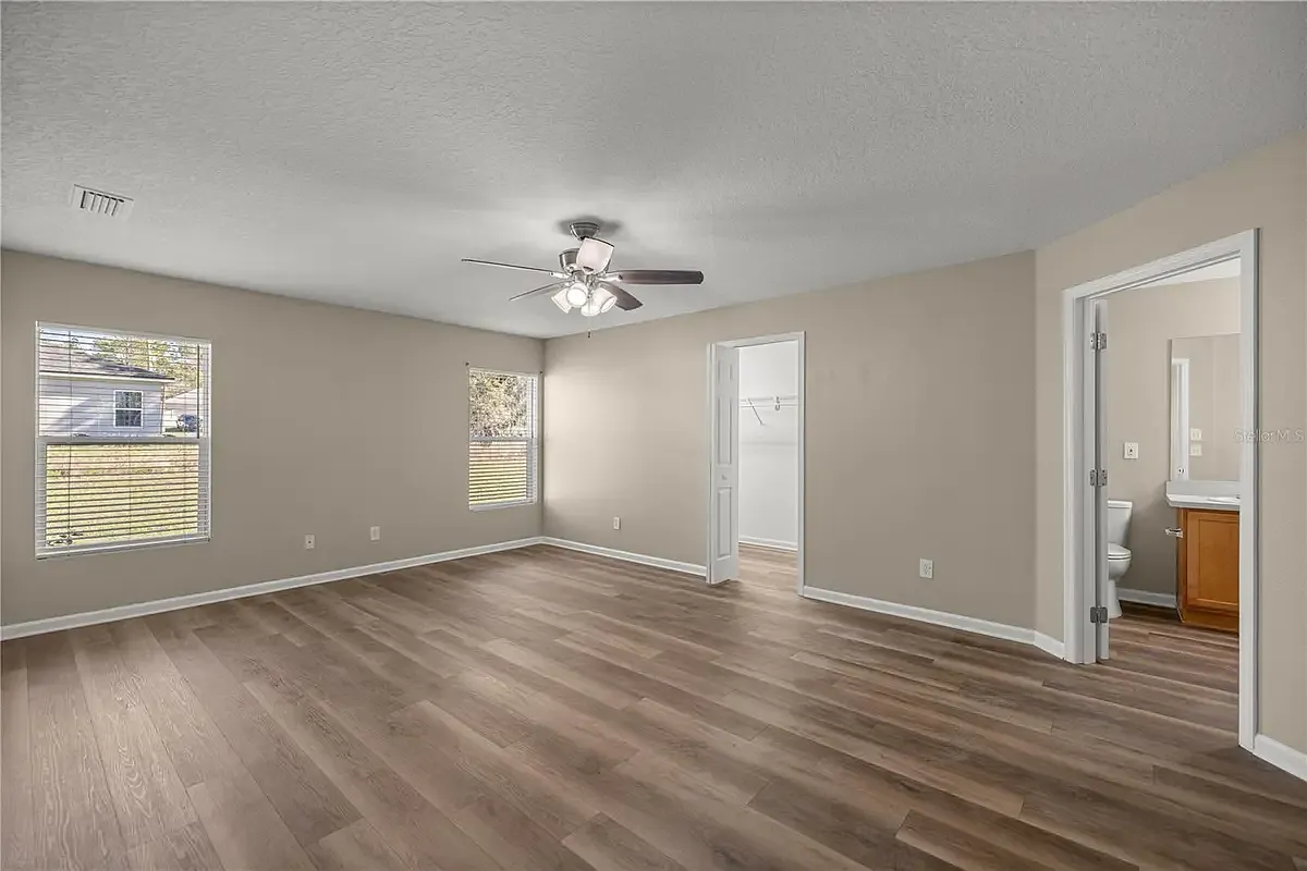 4 bed, 2118 sqft, $2,100 — Photo 4
