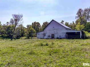 6200 Chicken Bristle Rd, Rochester, IL 62563