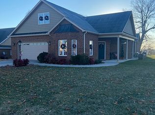 1037 Farmington Dr, Forest, VA 24551