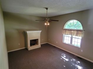 (Undisclosed Address), Abingdon, VA 24210